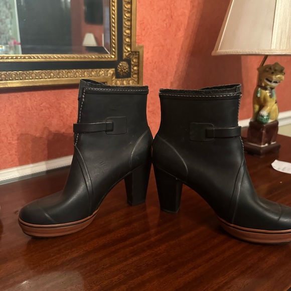 Sorel high heel adjustable rain boot - Picture 2 of 9